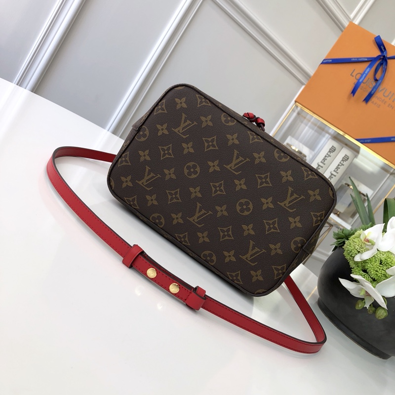 LV Bucket Bags